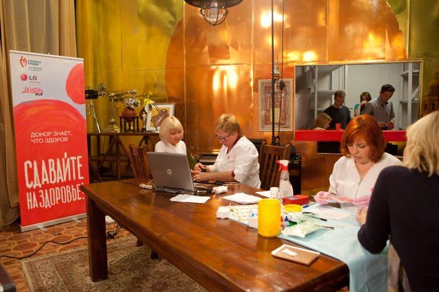 В преддверии Всемирного Дня донора LG Electronics и телеканал ДОЖДЬ провели совместный День донора в прямом эфире