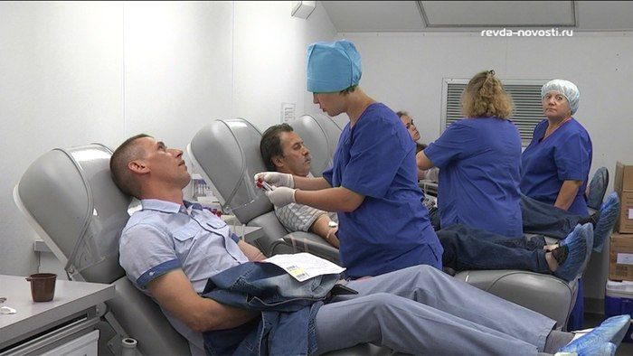 В город Ревда приехала мобильная станция переливания крови