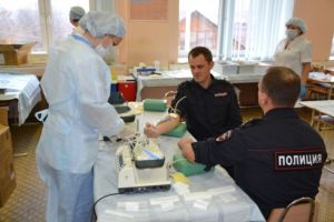 Полицейские Кунгура сдали более 20 литров крови для тяжелобольных