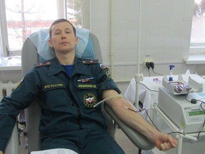 Сотрудники главного управления МЧС России по Чувашской Республике спасают жизни и в качестве доноров