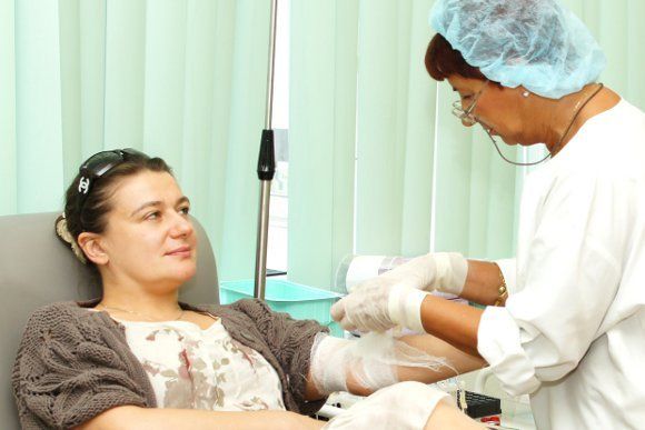 Актриса Анастасия Мельникова сдала кровь для больных детей