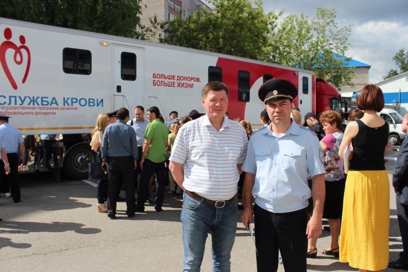Сотрудники полиции приняли участие в донорской акции
