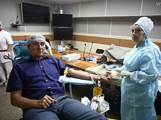 Employees of Urban Planning Department Became Donors