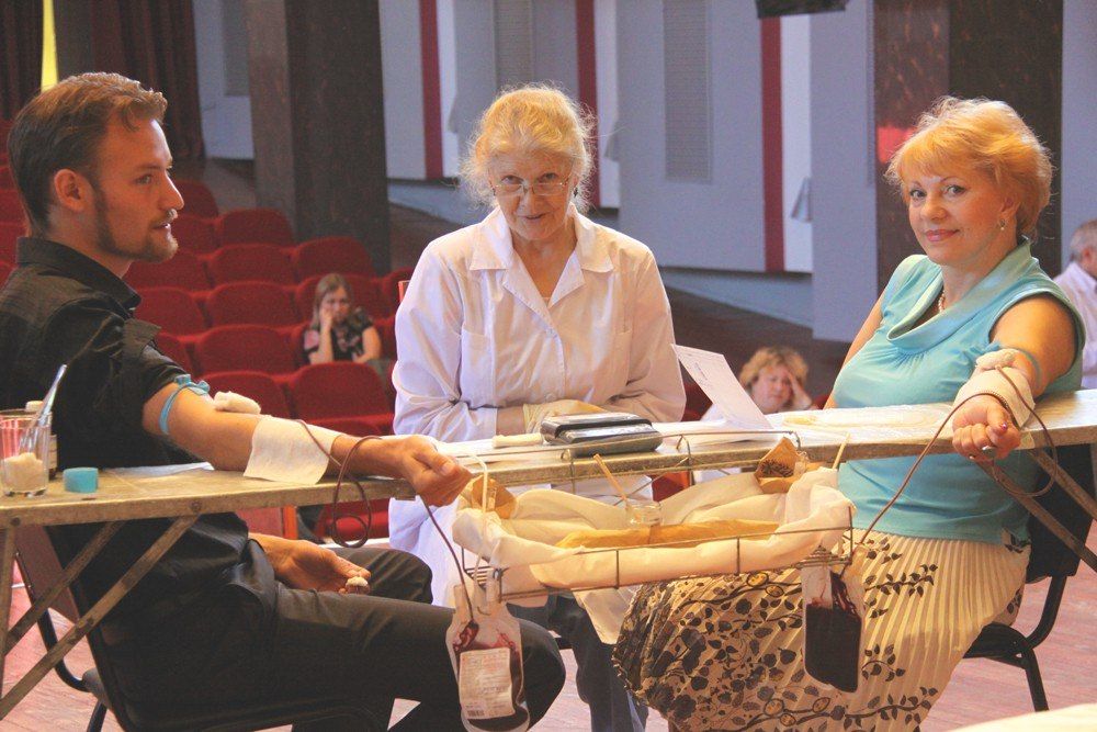 Около 40 сотрудников администрации Приморского района Санкт-Петербурга приняли участие в Дне донора