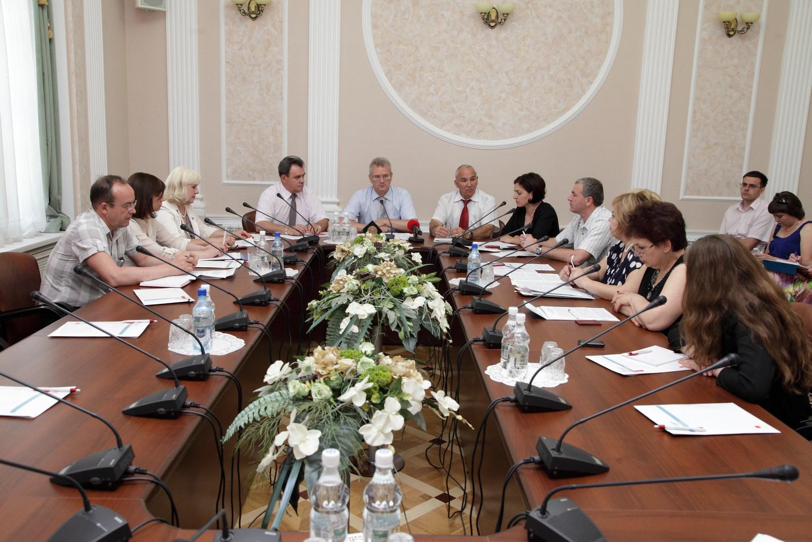 Проблемы донорства обсудили в Законодательном собрании Пензенской области