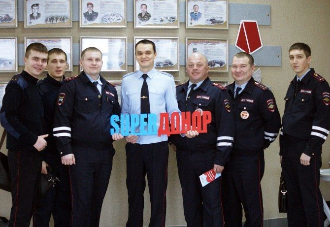 Полицейские Самары приняли участие в донорской акции