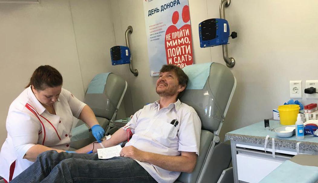 Сотни людей пополнили Банк крови Москвы, участвуя в донорском марафоне «Достучаться до сердец»