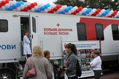 Донорство как часть культуры: в Челябинске в программу VII «Общественно-политического вернисажа» была включена донорская акция 