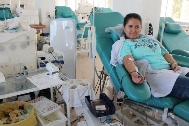 Южноуральские студенты изучают трансфузиологию в областной станции переливания крови